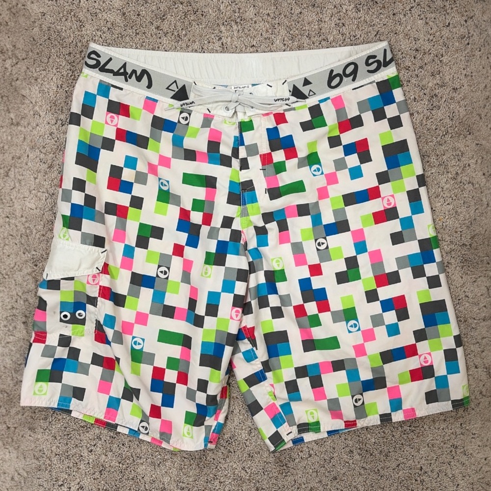69 Slam Mens Boardshorts‎ Size 38 Multicolor Geometric Pixel Print Swim Trunks